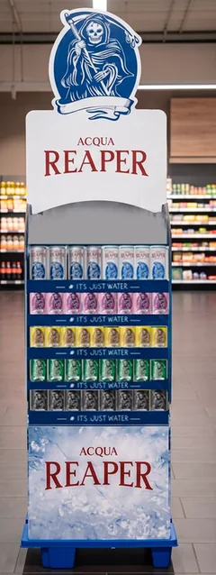 ACQUA REAPER Bodendisplay im Getränkegang, bunt bestückt